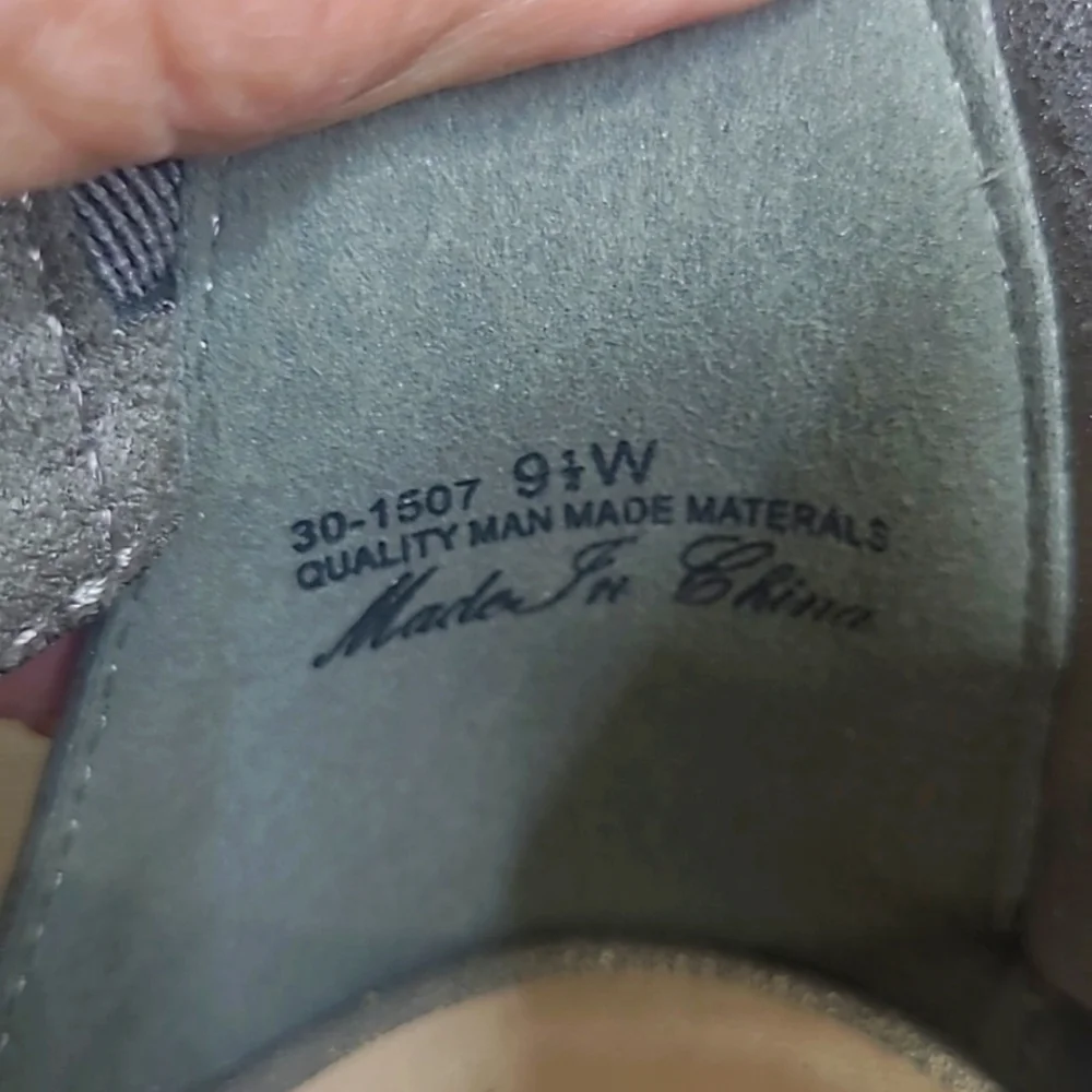 Easy Street Pewter Sandals Zip Back 9.5 W - Picture 7 of 7
